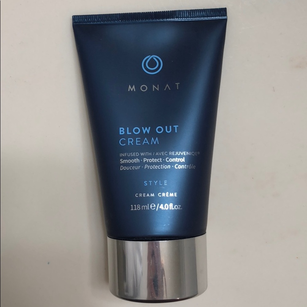 NWT MONAT Blow Out Cream!